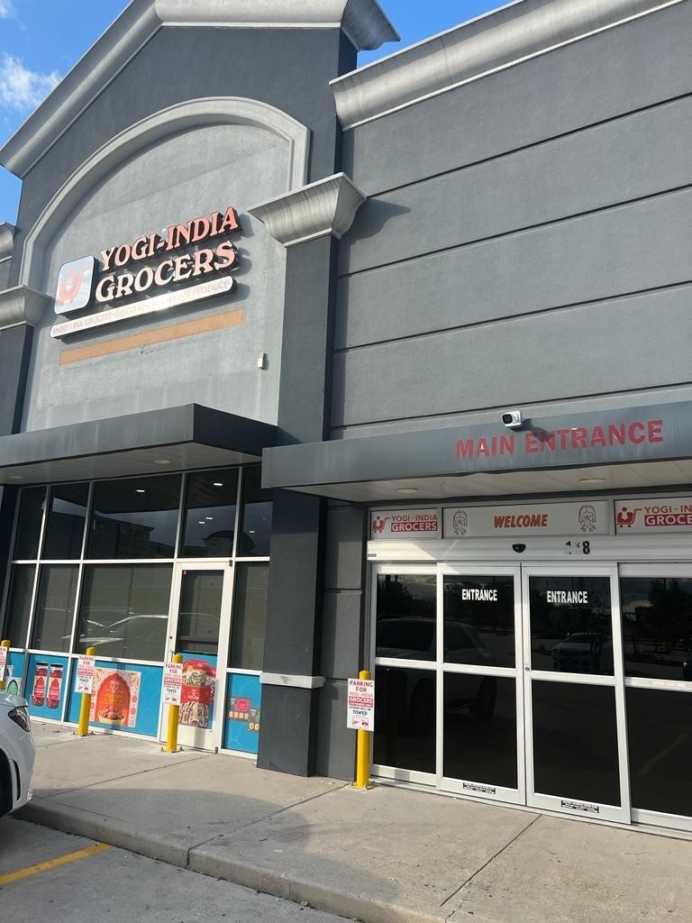 YogIIndia grocers will be coming soon to Pearland.