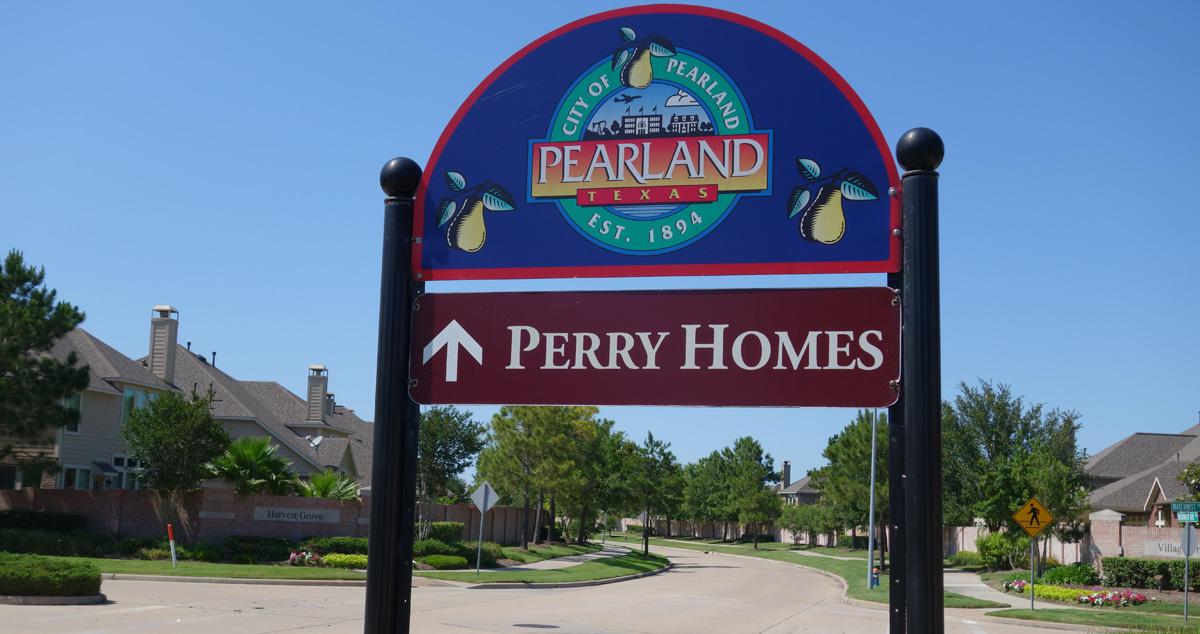 Pearland Suburb   City Sign